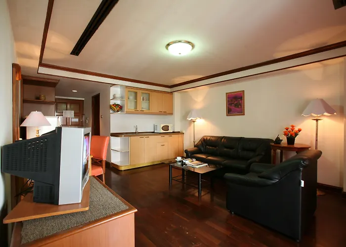 Interchange Tower Serviced - Sha Extra 3* Bangkok