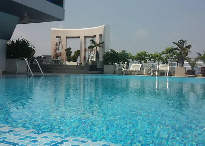 Interchange Tower Serviced - Sha Extra Hotel 3*