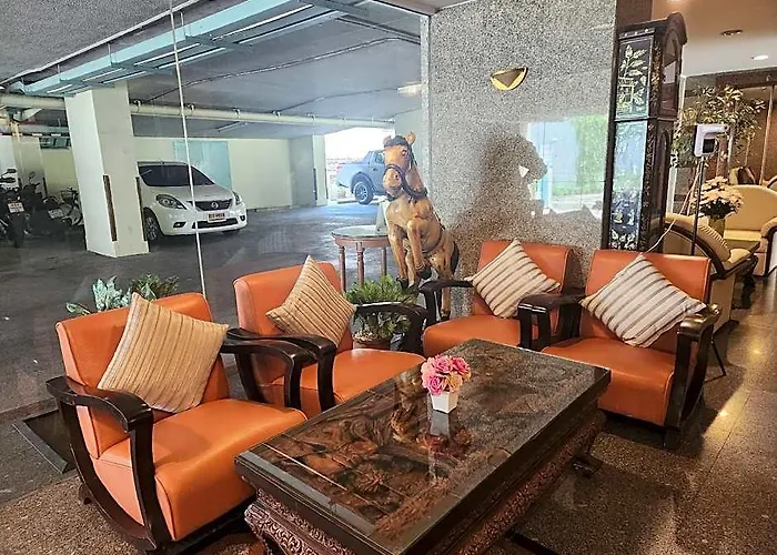 Interchange Tower Serviced - Sha Extra Hotel Bangkok